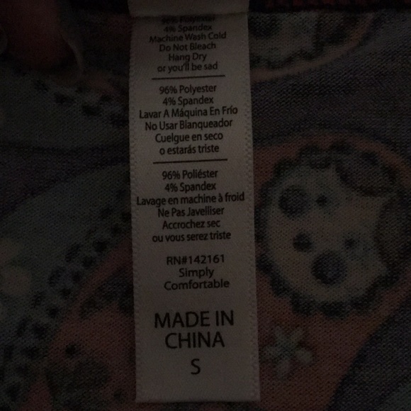 LulaRoe t with Russian stacking dolls print - Picture 4 of 4